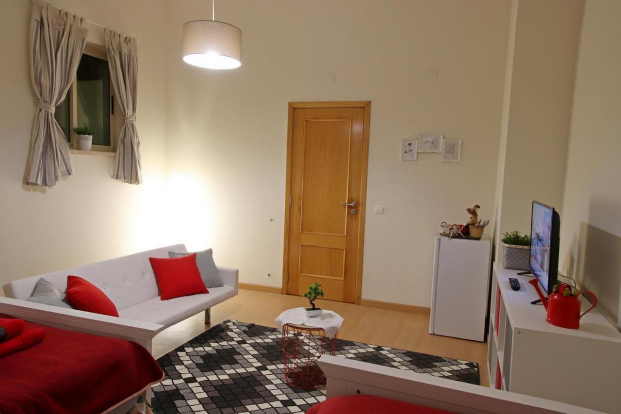 Quartos Confortaveis Em Casa Proximo Ao Mosteiro Homestay Batalha