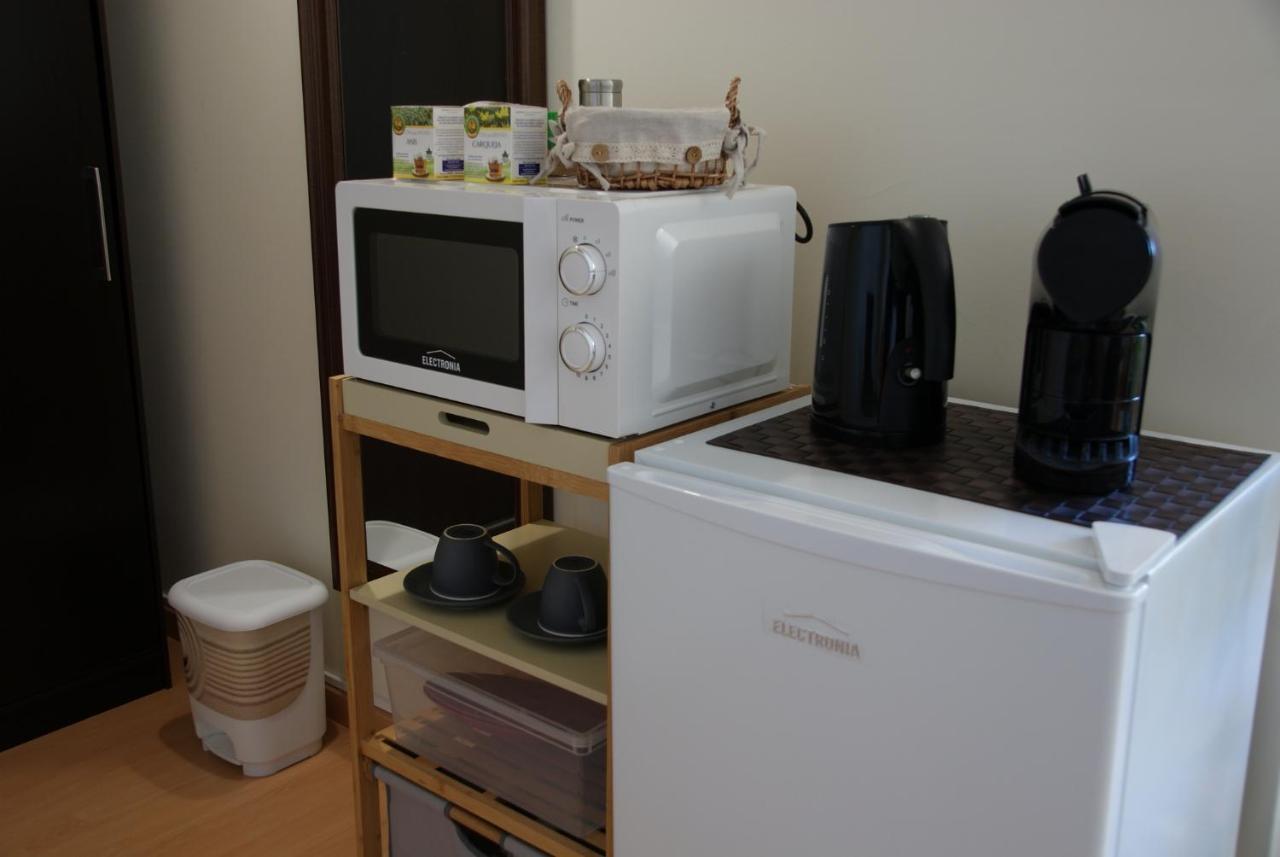 Quartos Confortaveis Em Casa Proximo Ao Mosteiro